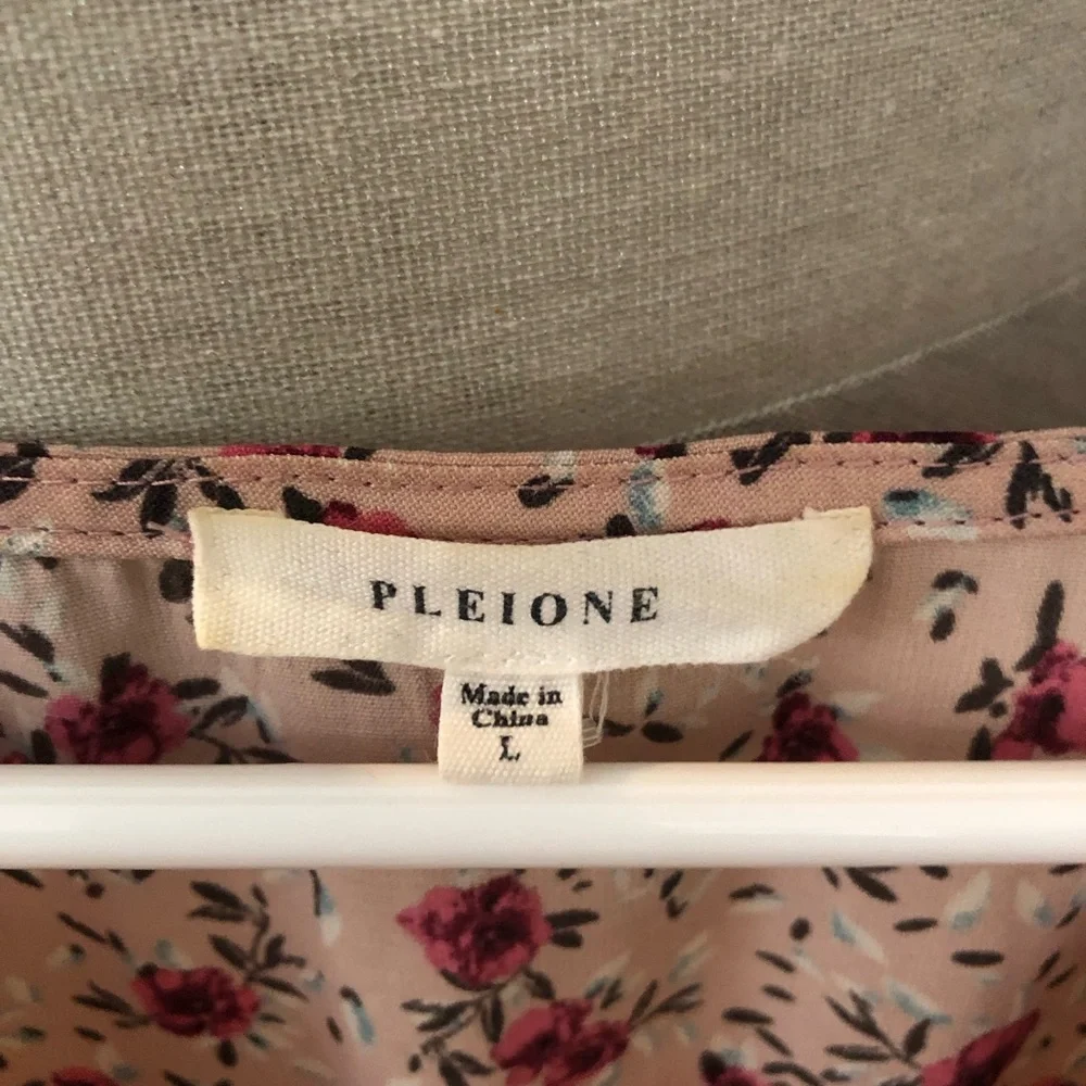 Pleione Blush Floral Top - Picture 3 of 4